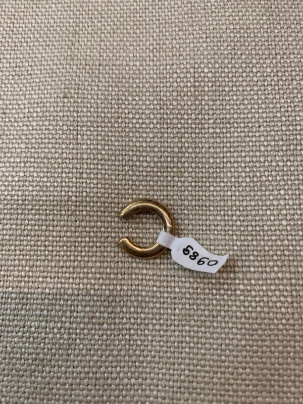 EARCUFF DOURADA ARGOLA LISA NATY BERNARDES