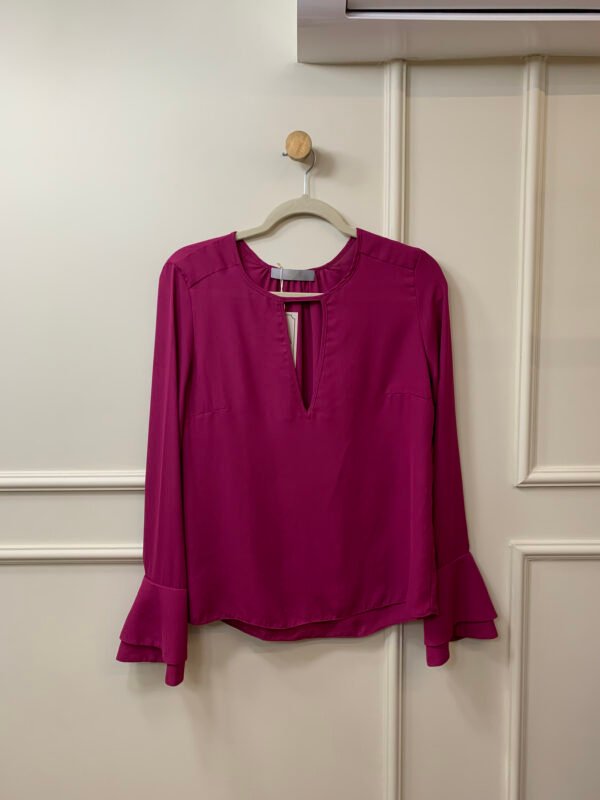 BLUSA ROSA MANGA COMPRIDA DETALHE DECOTE ANIMALE 36