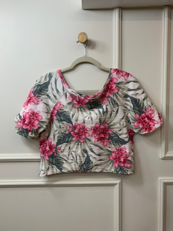 BLUSA ESTAMPADA FLOR ROSA FUNDO BEGE FARM M - Image 2