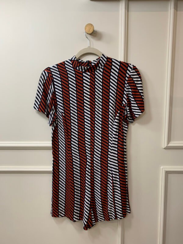 VESTIDO ESTAMPADO PRETO, TERRACOTA E BRANCO GEOMÉTRICO SHOP 126 36