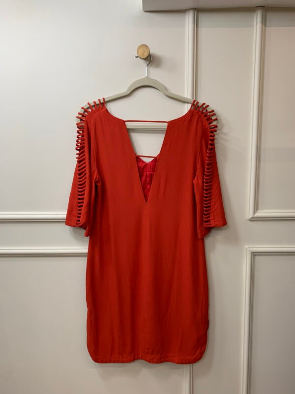 VESTIDO VERMELHO DETALHE OMBROS ANIMALE 36 - Image 2