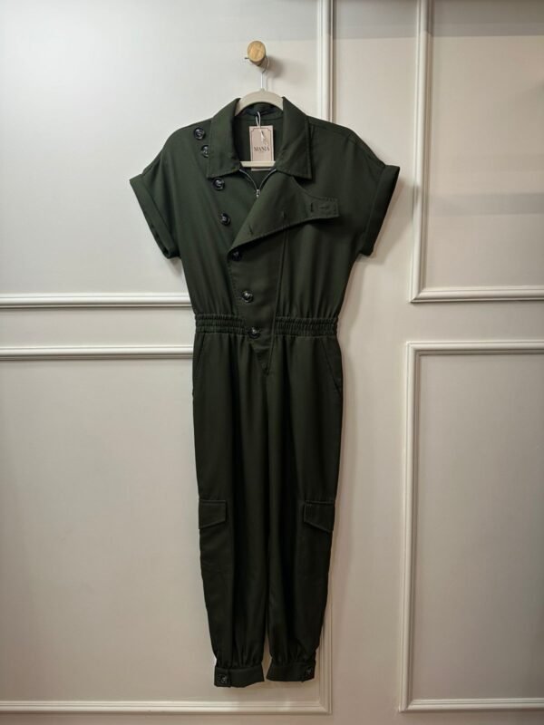 MACACAO VERDE MILITAR COM BOTOES NINA P