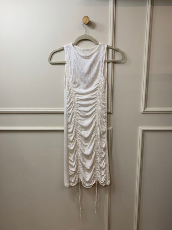 VESTIDO OFFWHITE FRANZIDO NAS LATERAIS MAKAI M