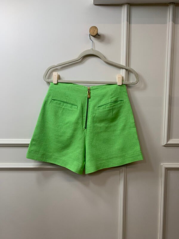 CONJUNTO VERDE BLUSA BOTOES FRONTAIS E SHORT AGILITA 36 - Image 3