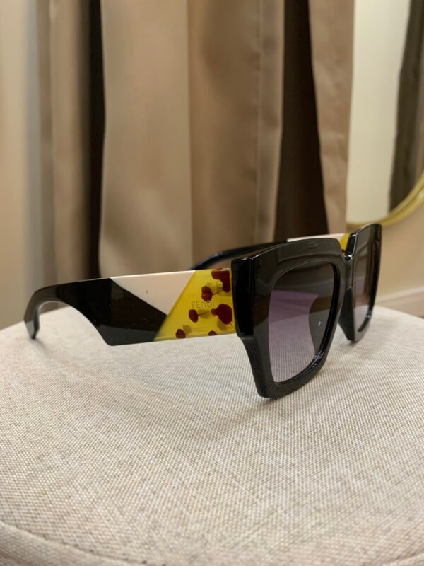OCULOS DE SOL  FENDI U - Image 2