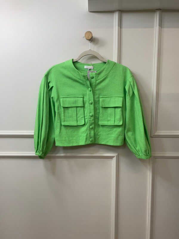 CONJUNTO VERDE BLUSA BOTOES FRONTAIS E SHORT AGILITA 36