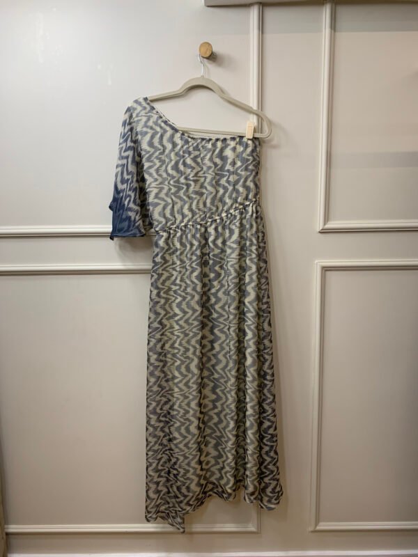 VESTIDO LONGO OFF WHITE ESTAMPADO  MADAME MS G - Image 2