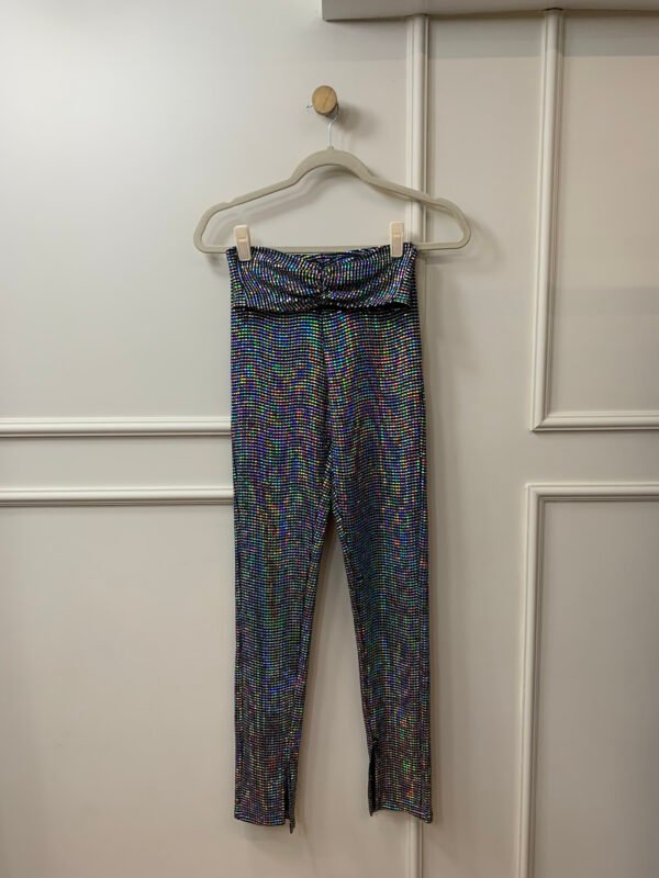 CONJUNTO PRETO PAETE PRATA SEM MARCA P