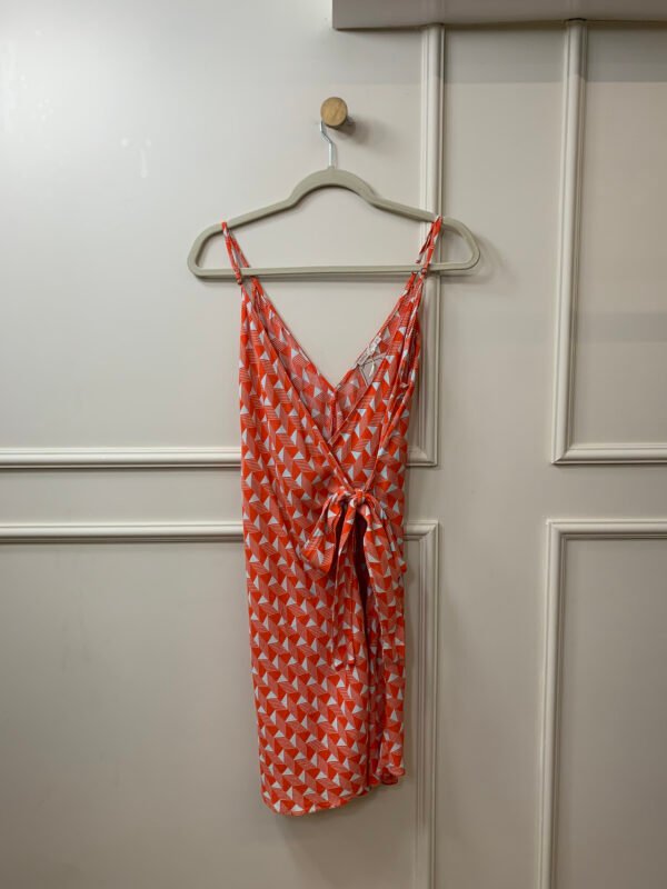 VESTIDO LARANJA TRANSPASSADO ESTAMPADO DRESS TO G