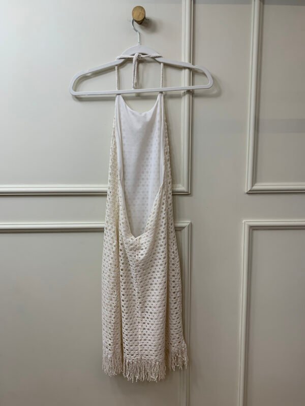 VESTIDO BBRANCO TRICOT E FRANJAS MARIA FILO P - Image 2