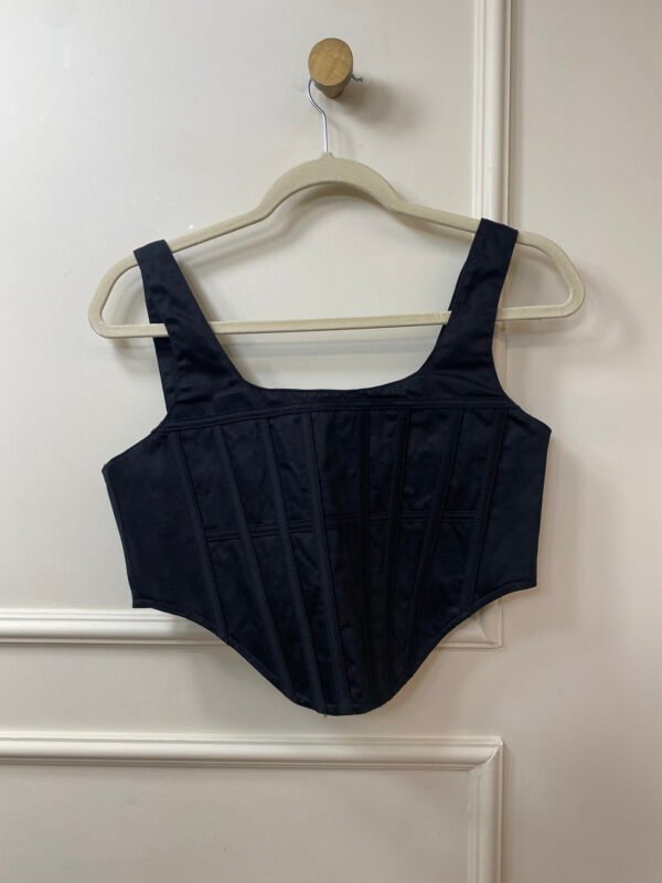 CROPPED ESTRUTURADO PRETO EITH 40