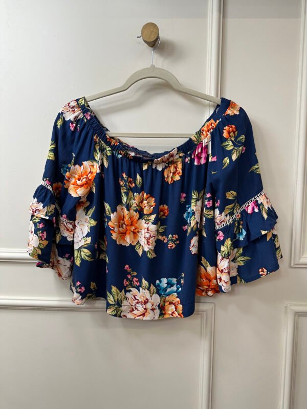 BLUSA AZUL MARINHO CIGANINHA ESTAMPA FLORAL FARM M